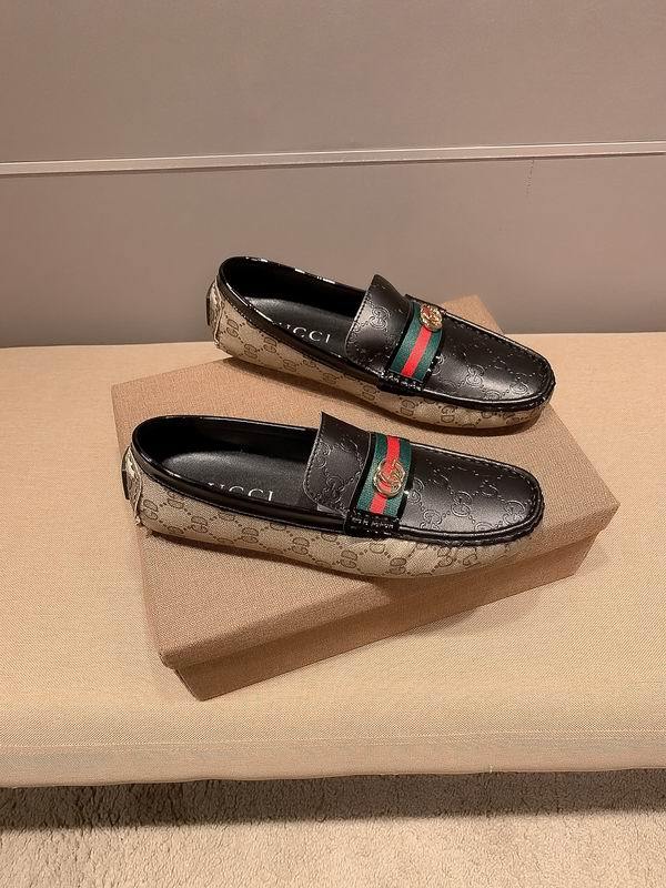 Gucci Men's Shoes 980